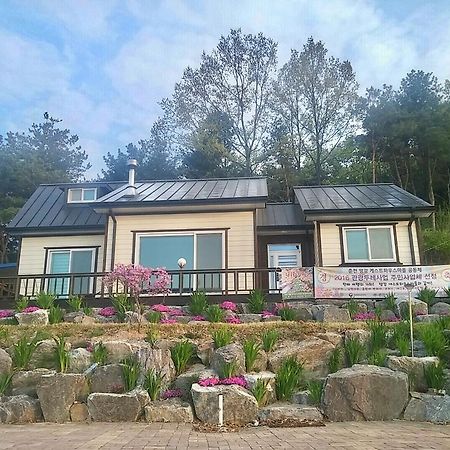 Vitamin Soop Hotel Chuncheon Exterior foto